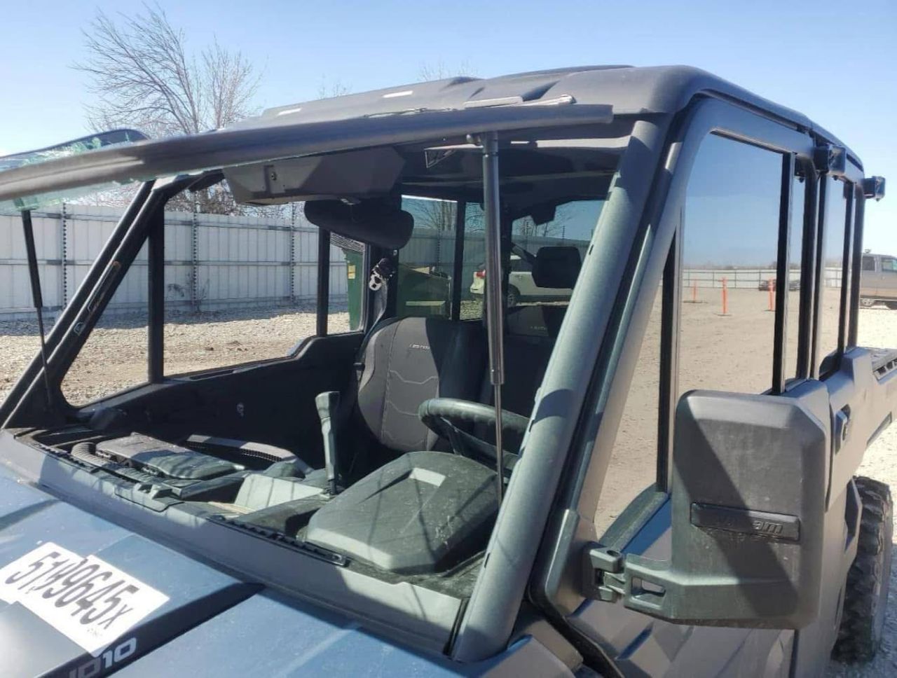 2025 Can-Am Defender MAX Limited Cab HD10 - Image 6