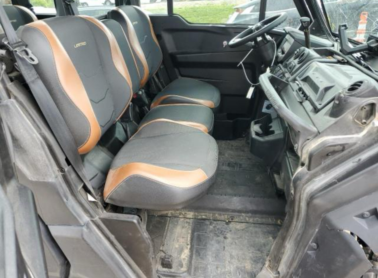 2022 Can-Am Defender Max Limited Cab HD10 - Image 7