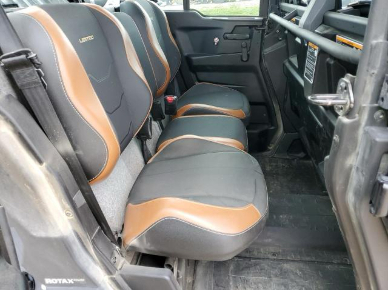 2022 Can-Am Defender Max Limited Cab HD10 - Image 6
