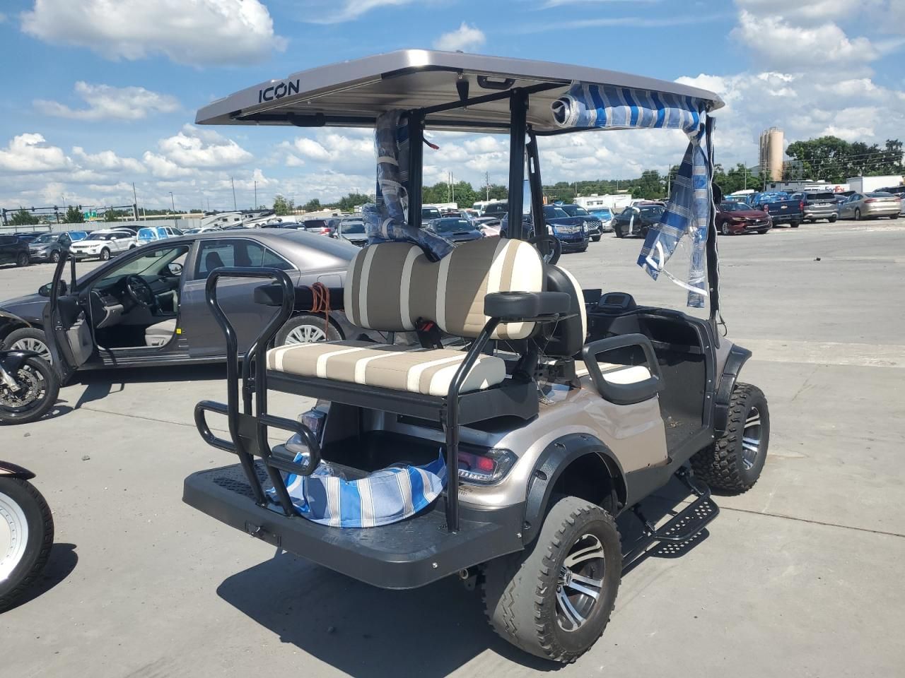 Affordable 2022 ICON Golf Cart - Image 4