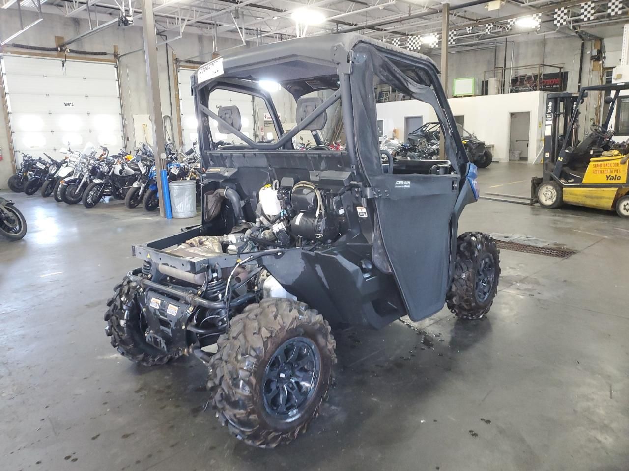 2023 Can-Am Defender DPS HD10 - Image 3